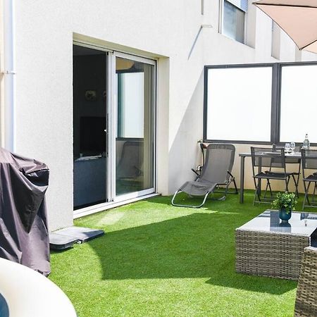 Superbe Appartement Avec Terrasse, Piscine & Parking Prive A 马赛 外观 照片