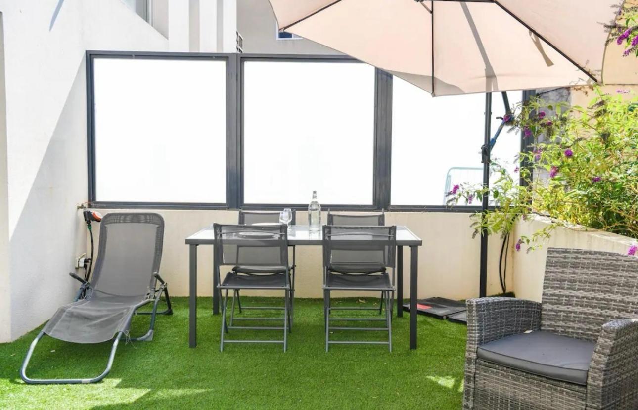 Superbe Appartement Avec Terrasse, Piscine & Parking Prive A 马赛 外观 照片